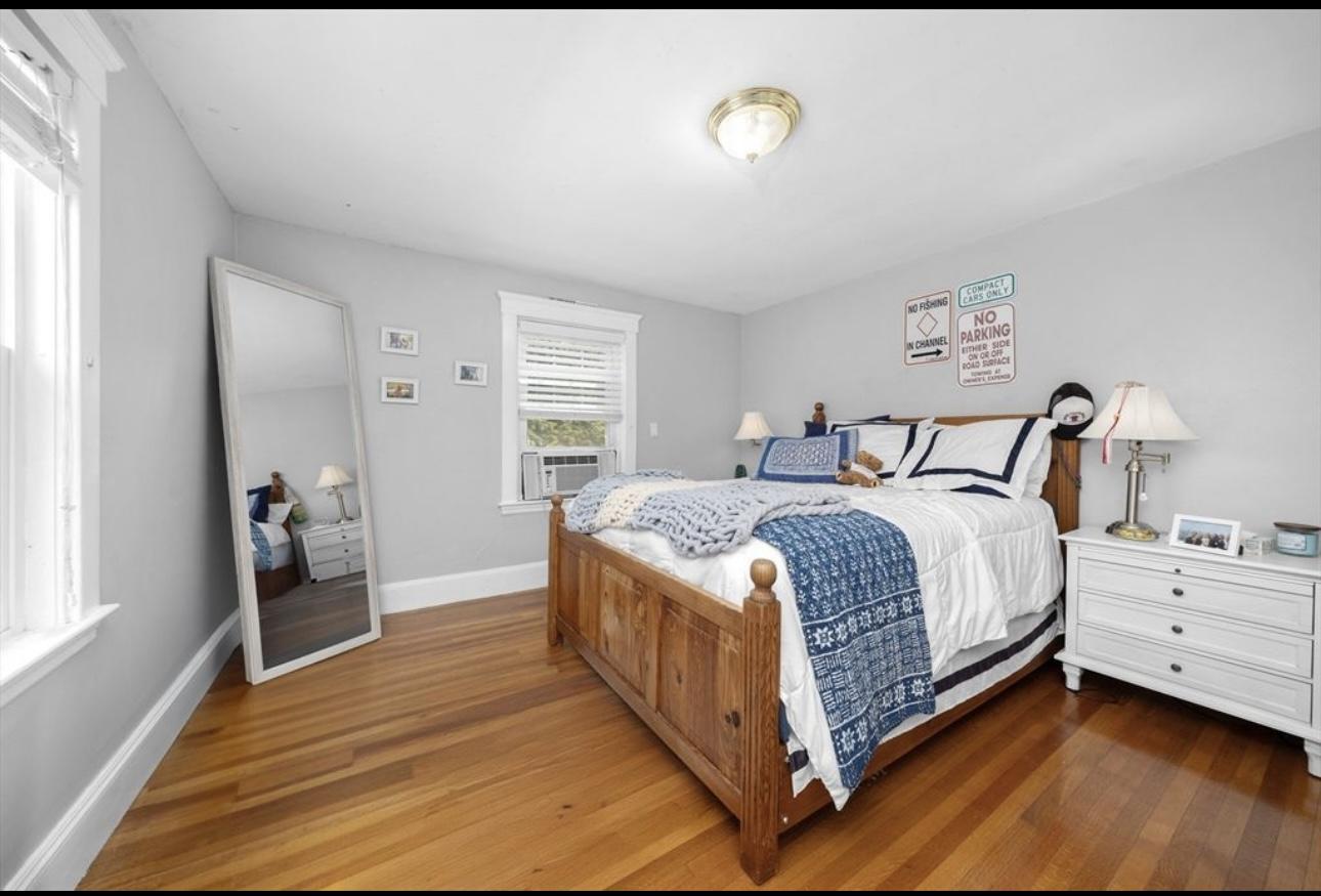 17 Free St, Hingham, MA 02043