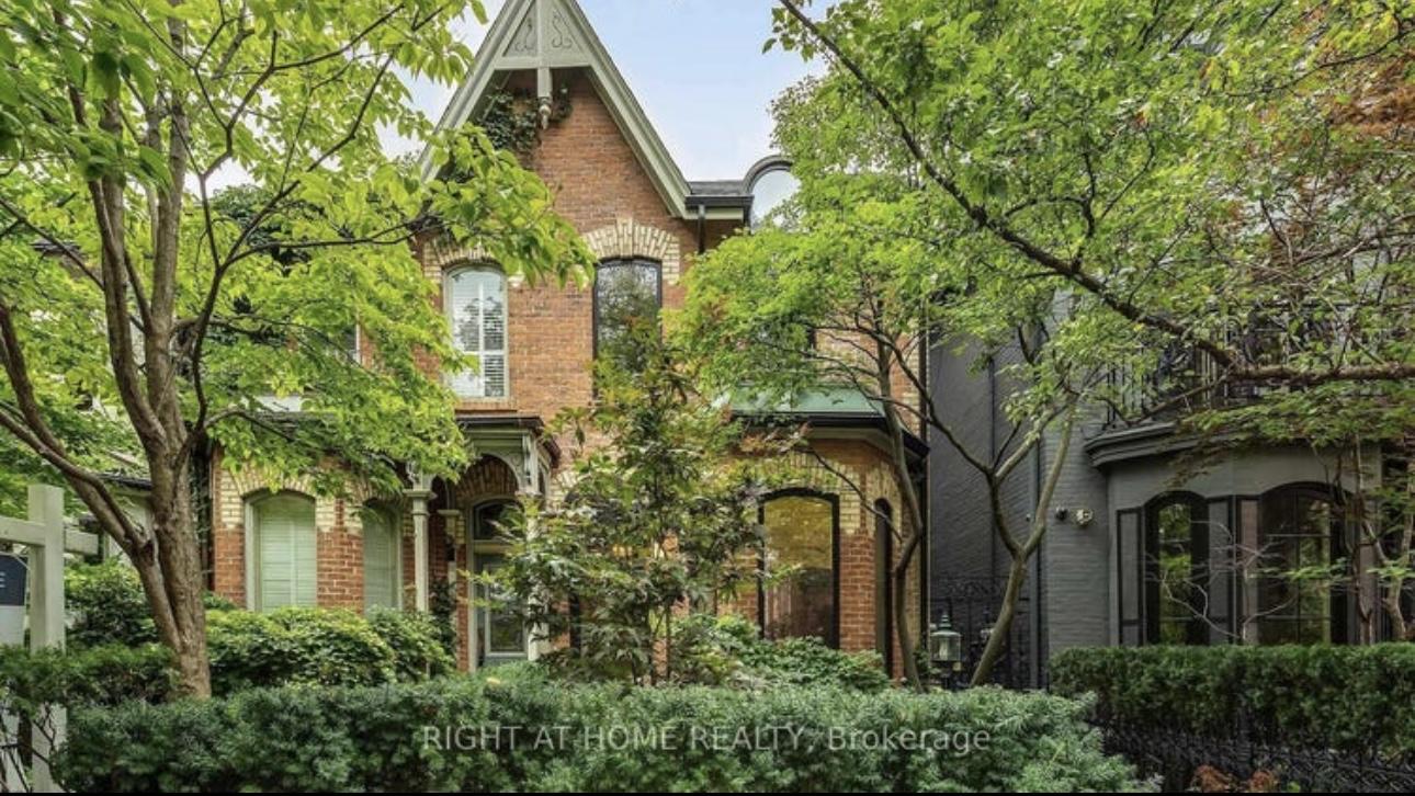 53 Hazelton Avenue, Toronto, Ontario M5R2E3