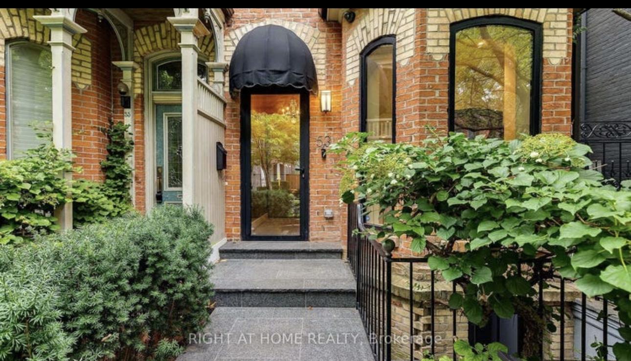 53 Hazelton Avenue, Toronto, Ontario M5R2E3
