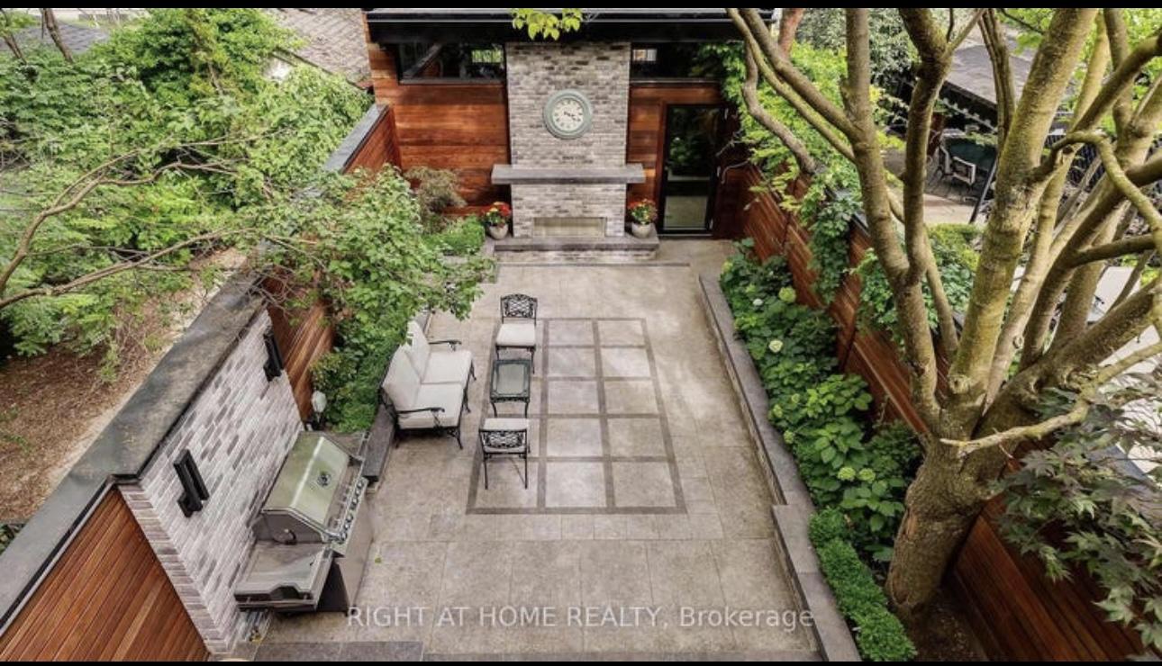 53 Hazelton Avenue, Toronto, Ontario M5R2E3